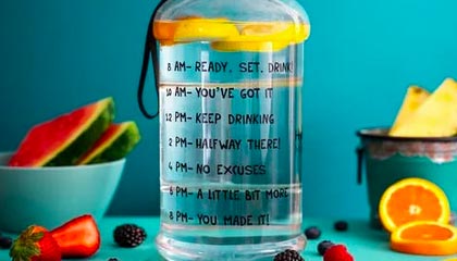 九游正版入口-美国队中场贝尔特拉在巴黎奥运会上展现出强大的进攻组织能力，贝尔内特