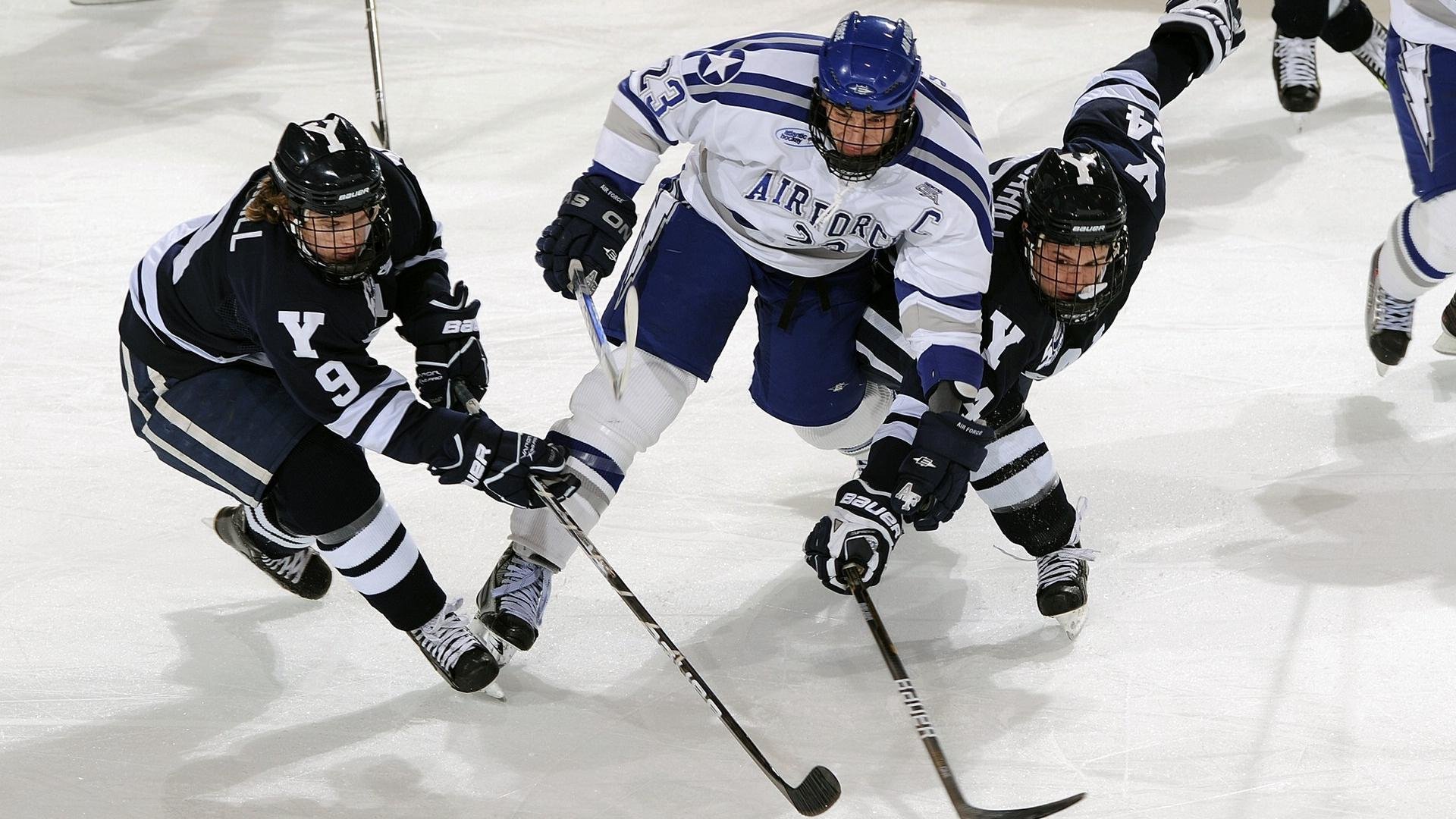 德甲球队高强度对抗中体能衰减与失误关联研究，德甲最强